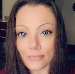 Meet your Posher, Kara